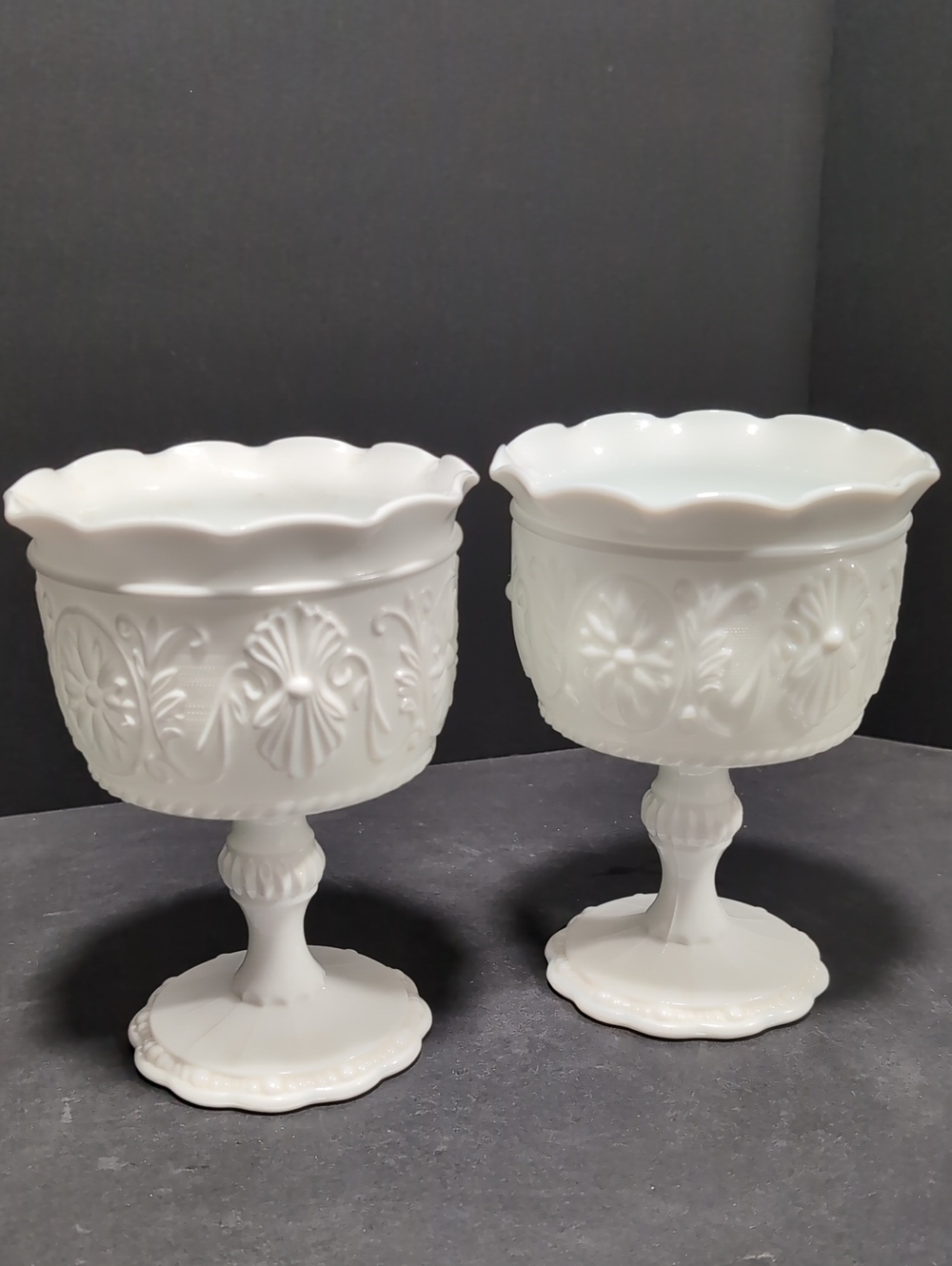 VGT, Indiana Milk Glass White Pedestal Compote Set Of 2.